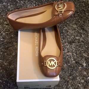 Brand New Michael Kors Leather Flats